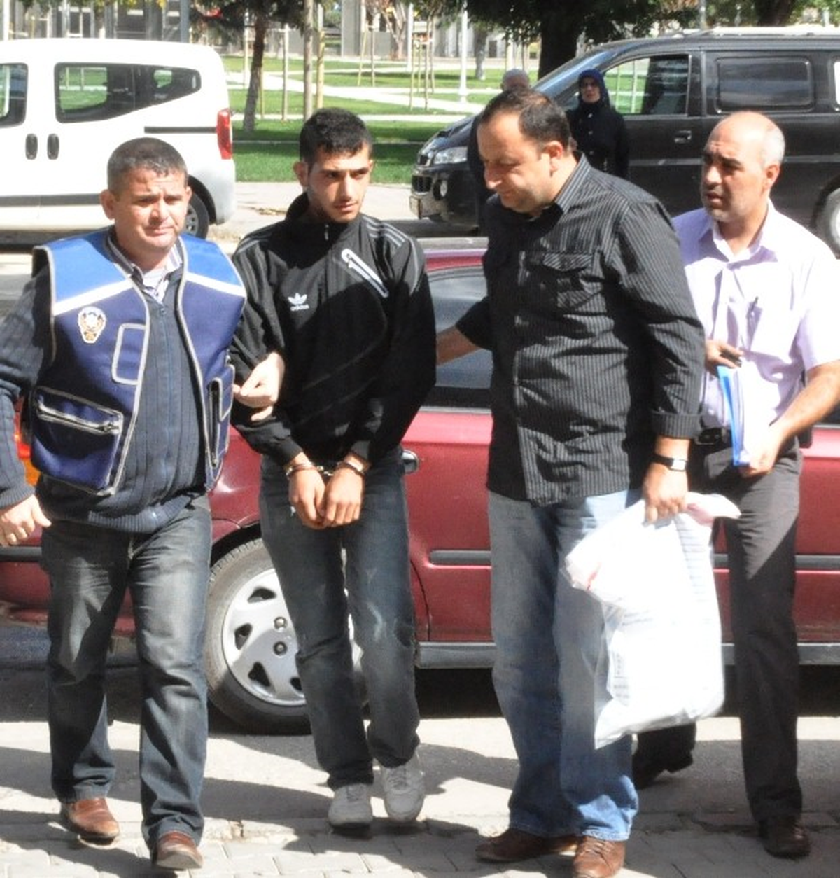 Komşusunun Evini Soymaya Çalıştı