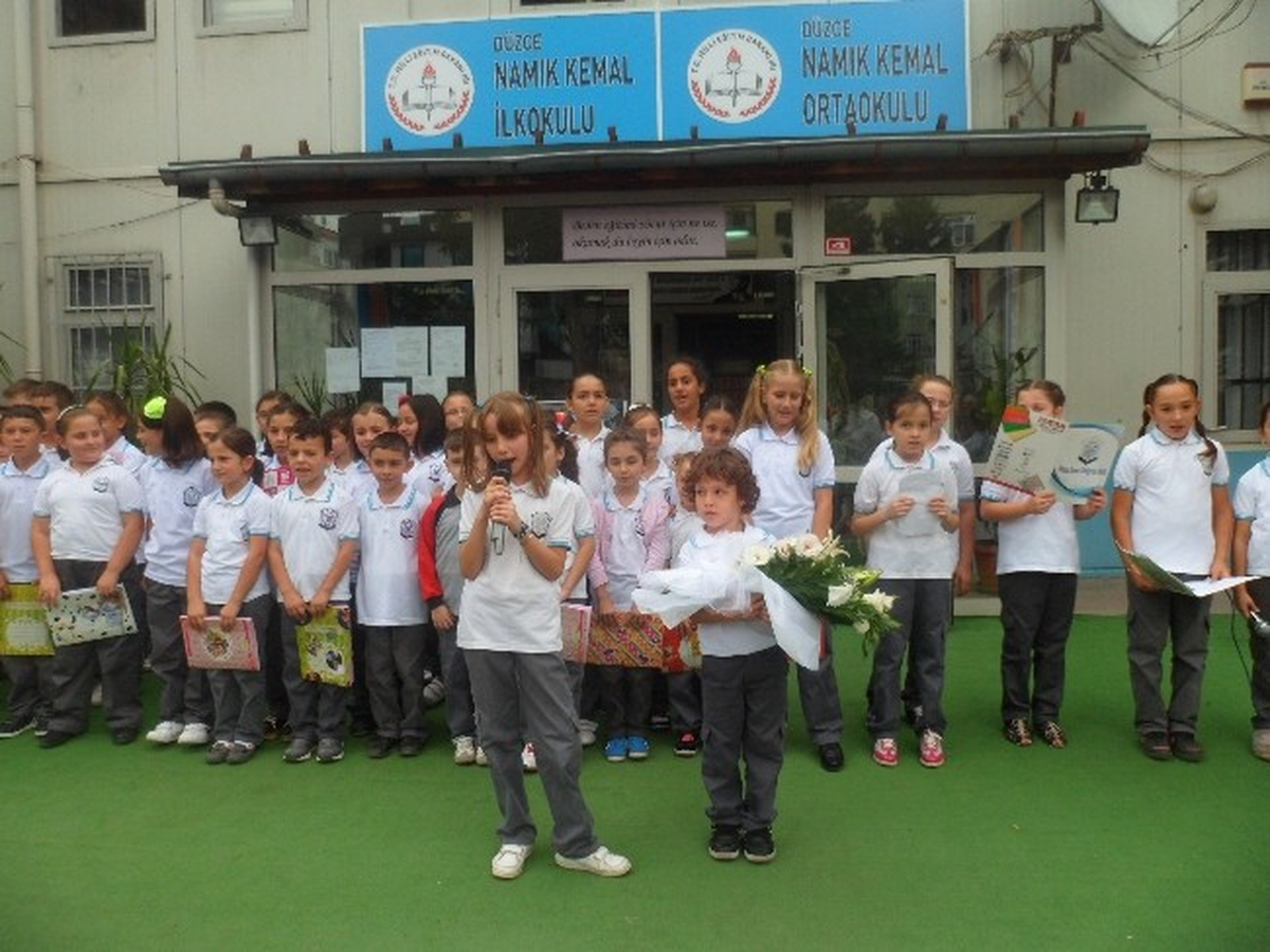 Namık Kemal İlkokulu\'nda İlköğretim Haftası Kutlandı