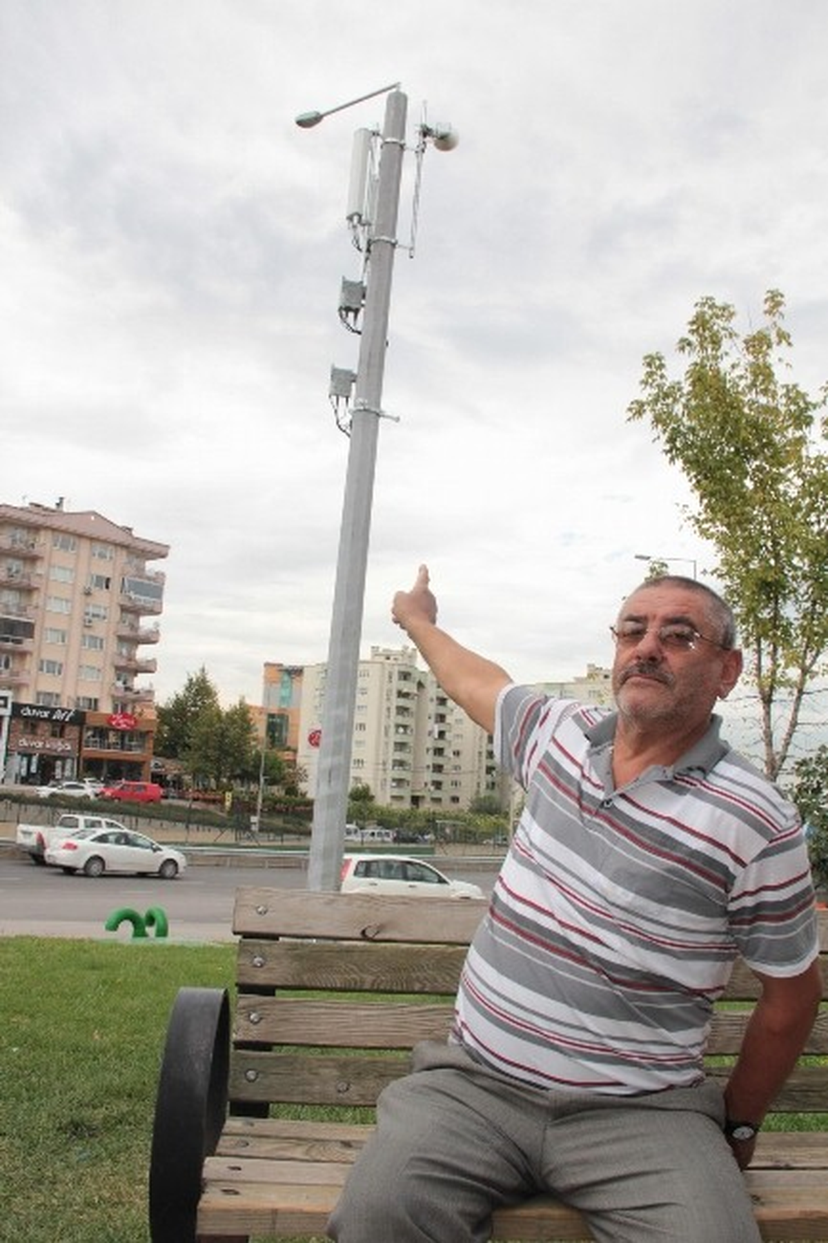Parka Gece Yarısı Baz İstasyonu Kurdular