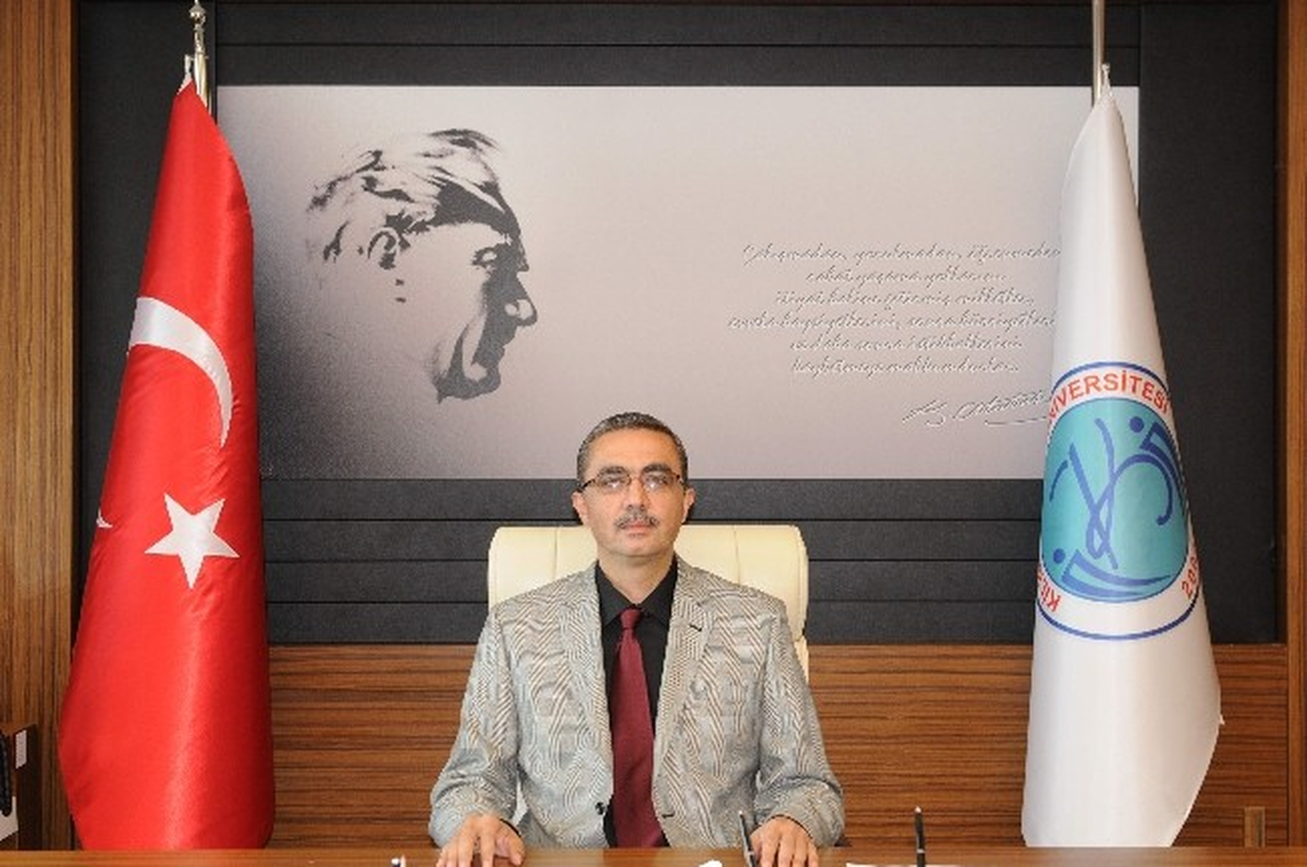 Rektör Güvenç\'in 2013-2014 Akademik Yılı Kutlama Mesajı