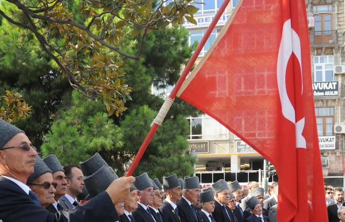 Samsun Valisi Aksoy: Atatürk ve Bütün Gazilerimizi Saygıyla Anıyoruz