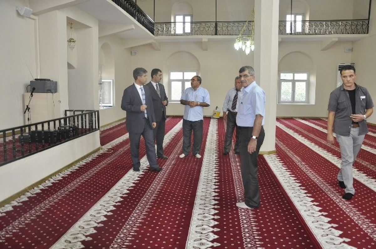 Siverek Kaymakamı Erkal, Hayriye Camisi\'nde İncelemeler Bulundu