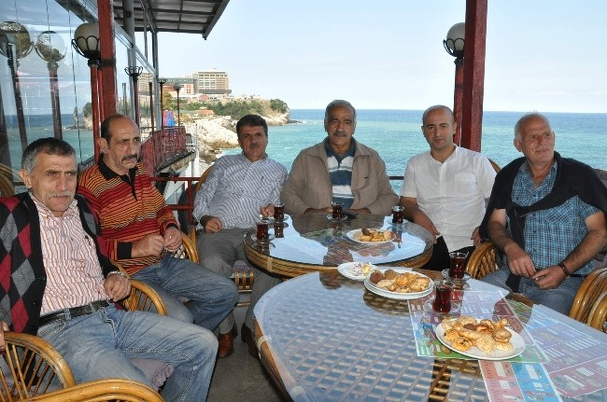 Şükrü Fidanboy Terraki Mahallesi Muhtarlığı\'na Aday Olduğunu Açıkladı