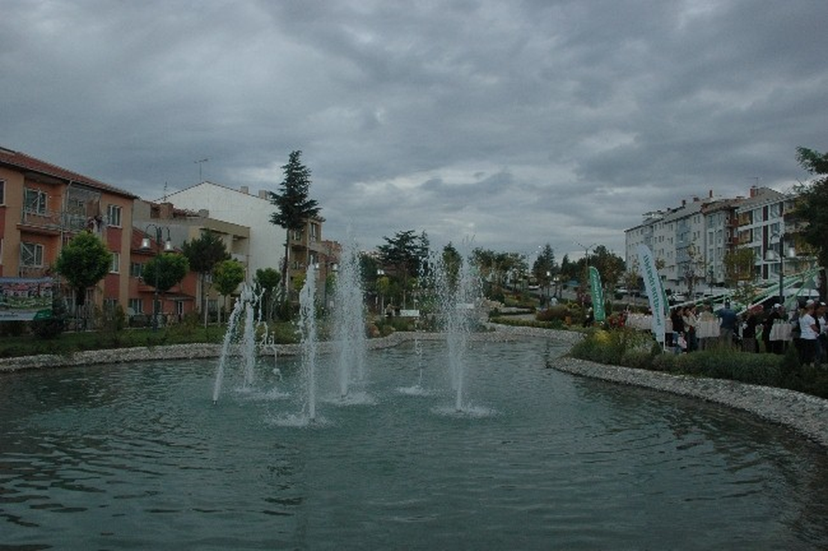 Tepebaşı Belediyesi\'nden Tartan Pistli Park