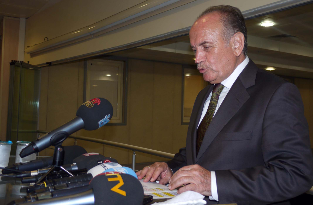 Topbaş: "İstanbul\'da Hafriyat Alanı Sıkıntısı Yaşanmakta"