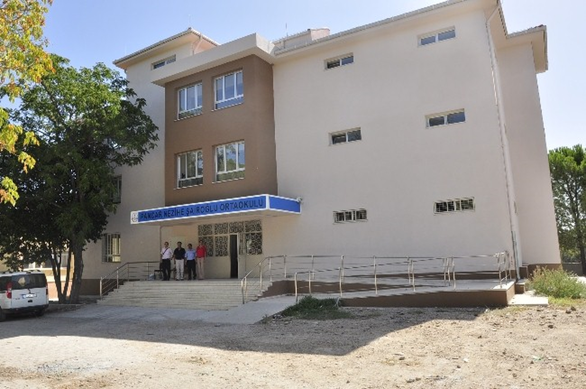 Torbalı Pancar\'da Nezihe Şairoğlu Okulu Eğitime Başladı