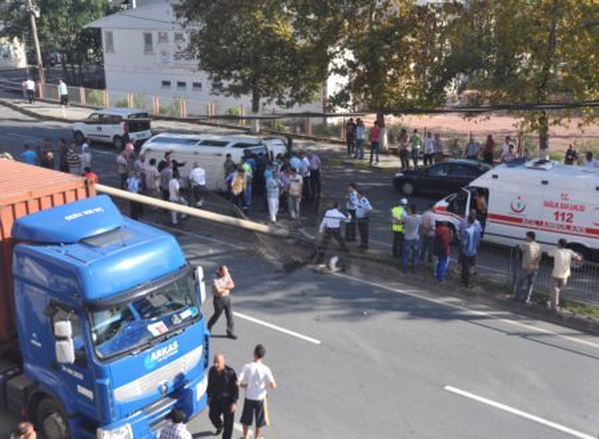 Trabzon\'da Trafik Kazası: 1 Yaralı