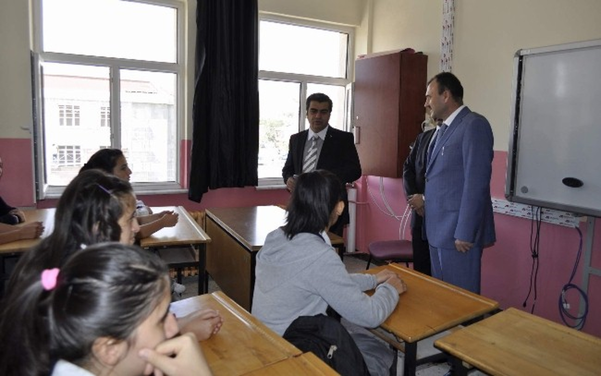 Validen Boş Ders Uyarısı