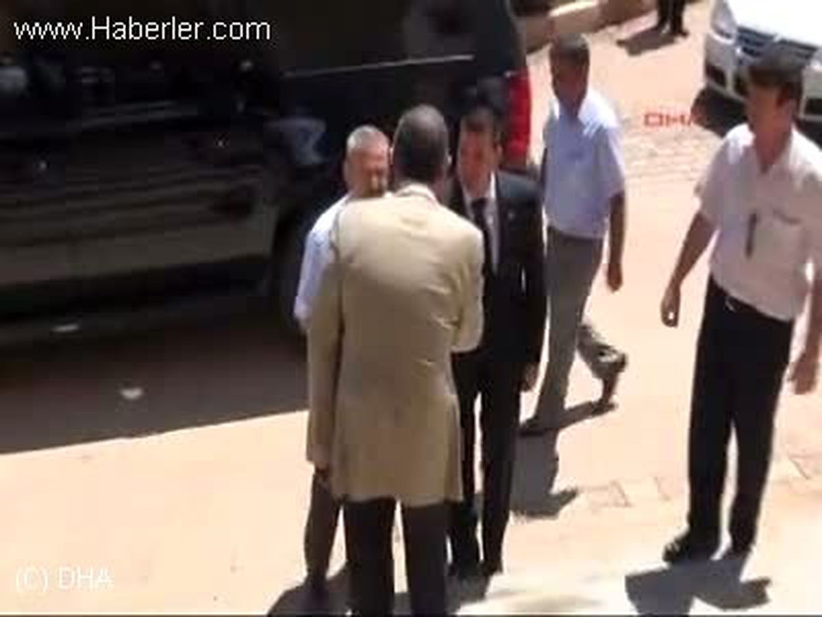 ABD Konsolosu Espinoza Eksperlerimiz Esad\'ın Silahları Teslim Etmeyeceğini Düşünüyor