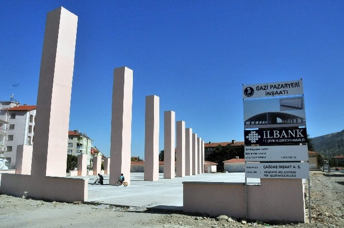 Akşehir\'e Modern Pazar Yeri