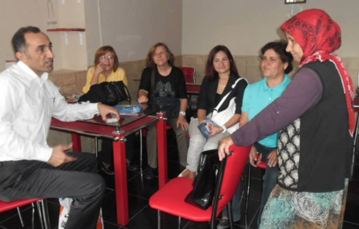 Albuyur, Esnaf ve Vatandaşlarla Elele