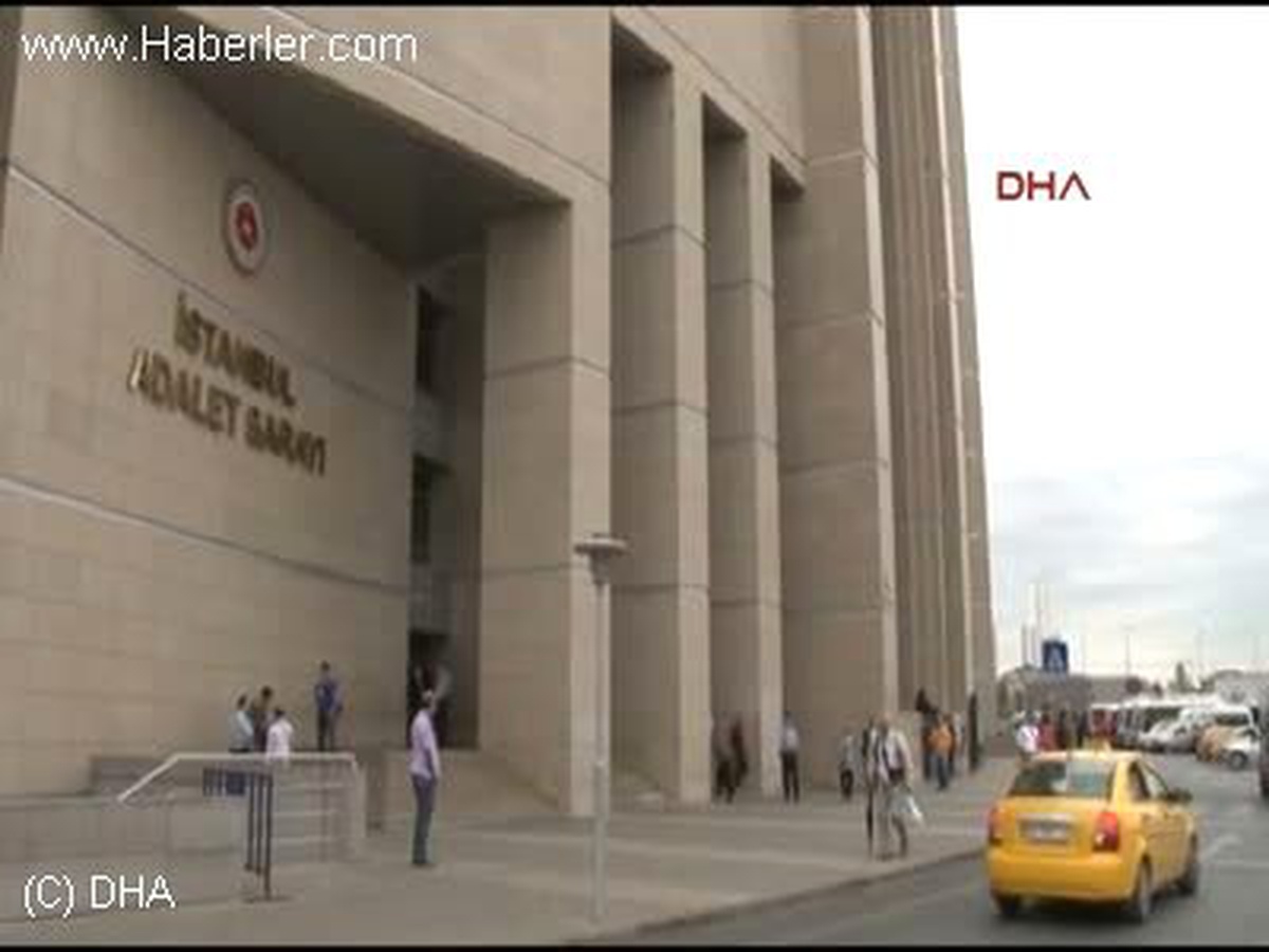 Bir Grup Avukkattan \'Gezi Yayınlarıyla İlgili Suçduyurusu