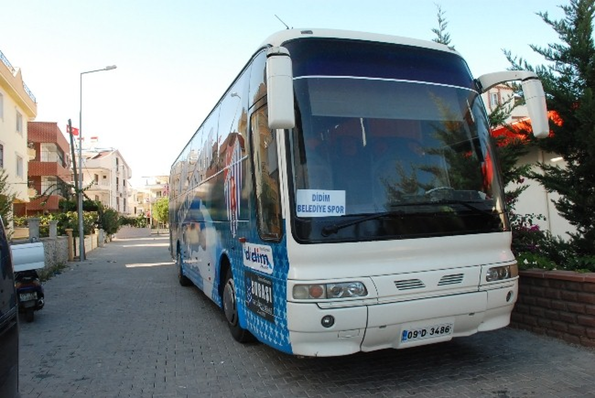 Didim Belediyespor\'da Yeni Otobüs Giydirildi
