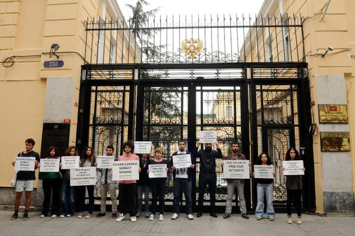 Beyoğlu\'nda Greenpeace Protestosu
