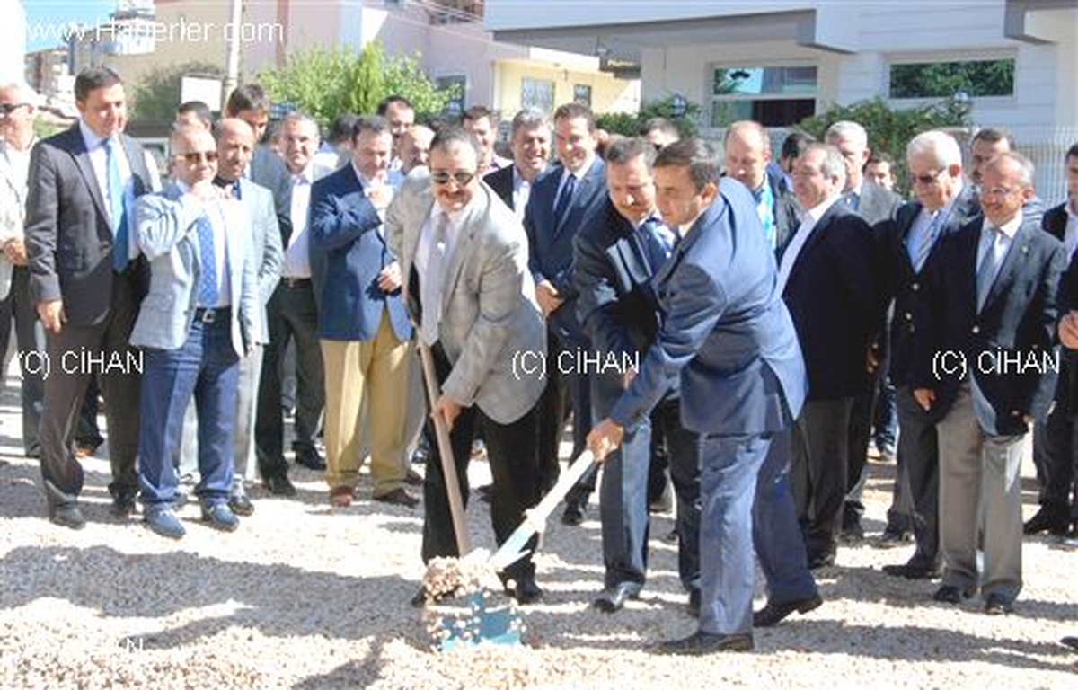 HÜRSİAD Yeni Binasının Temelini Attı