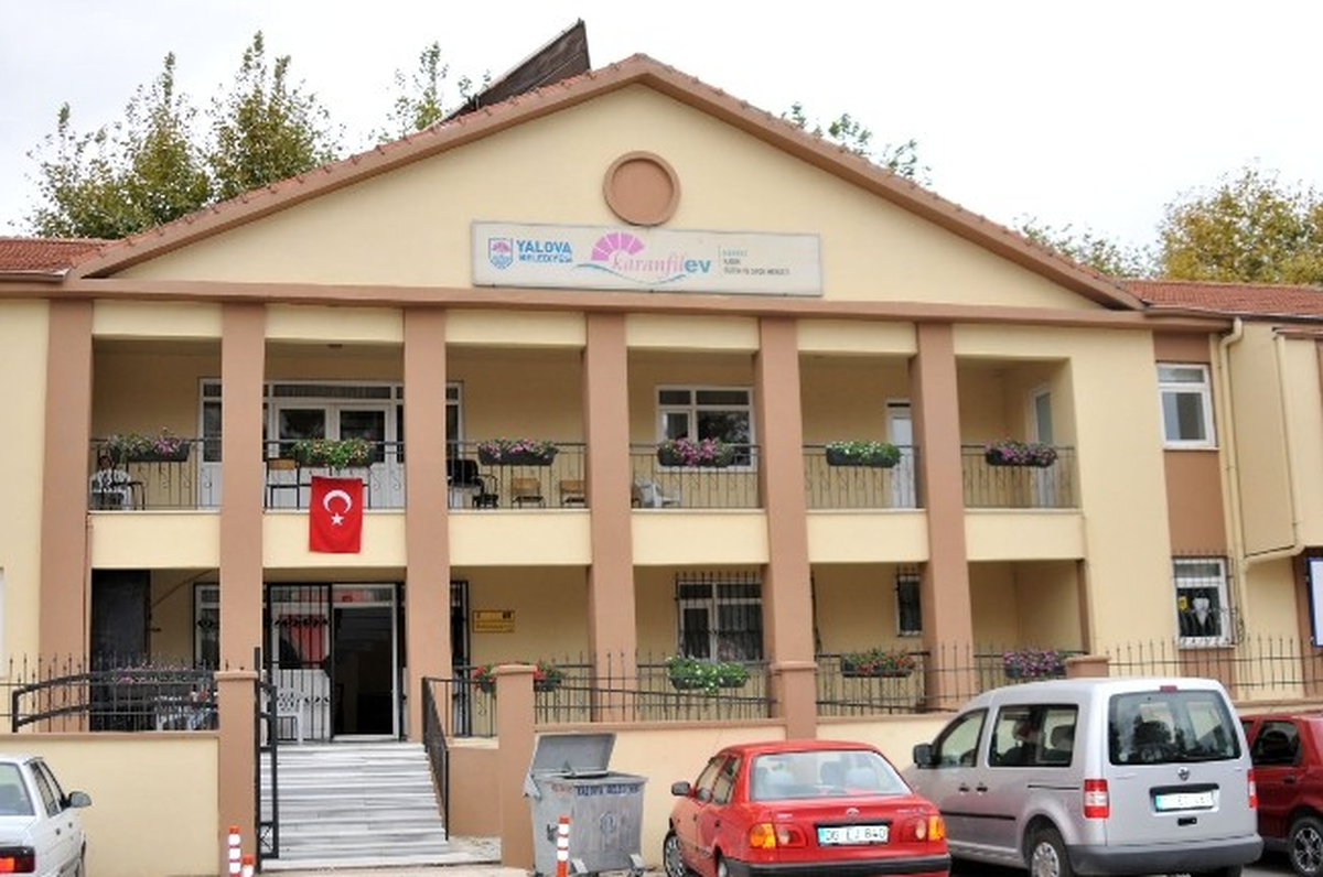 Karanfil Ev Kayıtları Başladı