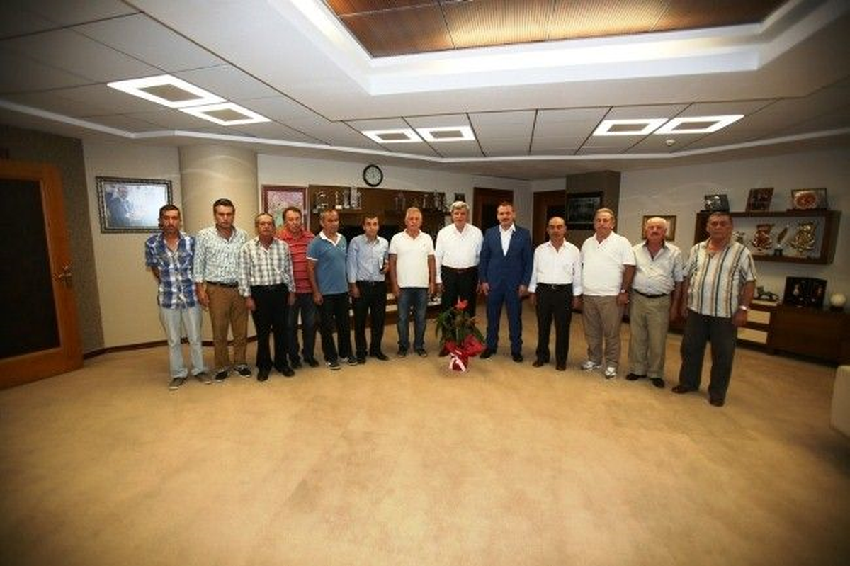 Karaosmanoğlu\'ndan Ziyaret