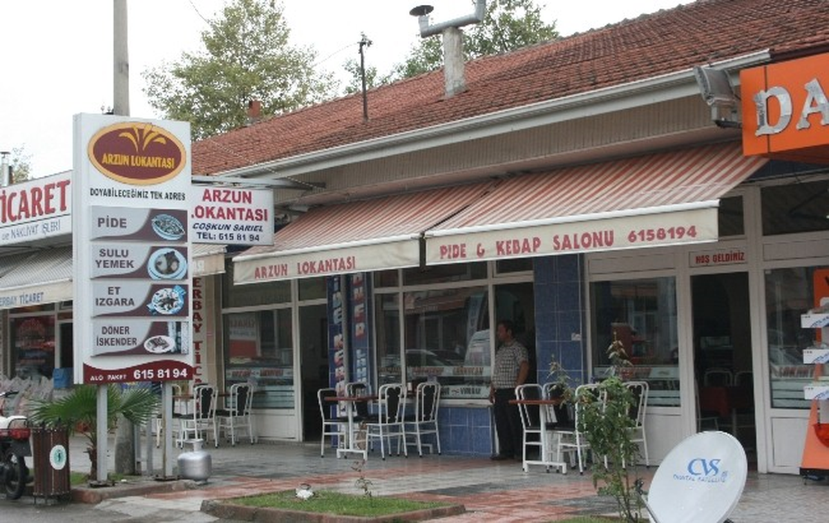 Lokantaya Giren Hırsız Kameralara Takıldı