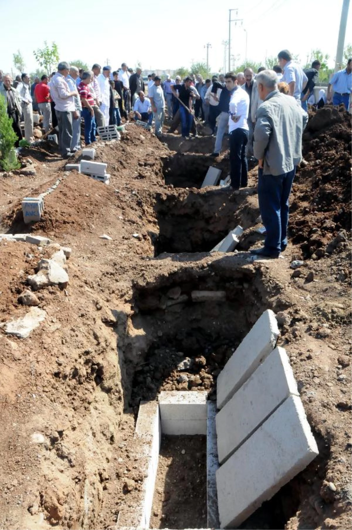 Mardin\'de 5 Kişinin Öldüğü Katliamda Kan Donduran Detaylar (2)- Yeniden