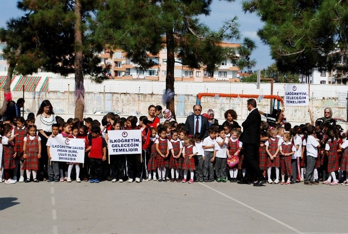 Mudanya\'da İlköğretim Haftası Kutlandı