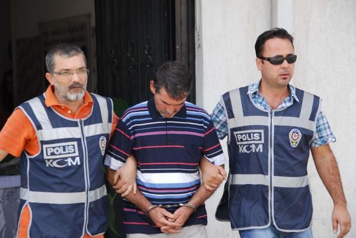 Muğla Kahvehanecinin Esrar Şifresi: Yeşil Çayınız Demlendi
