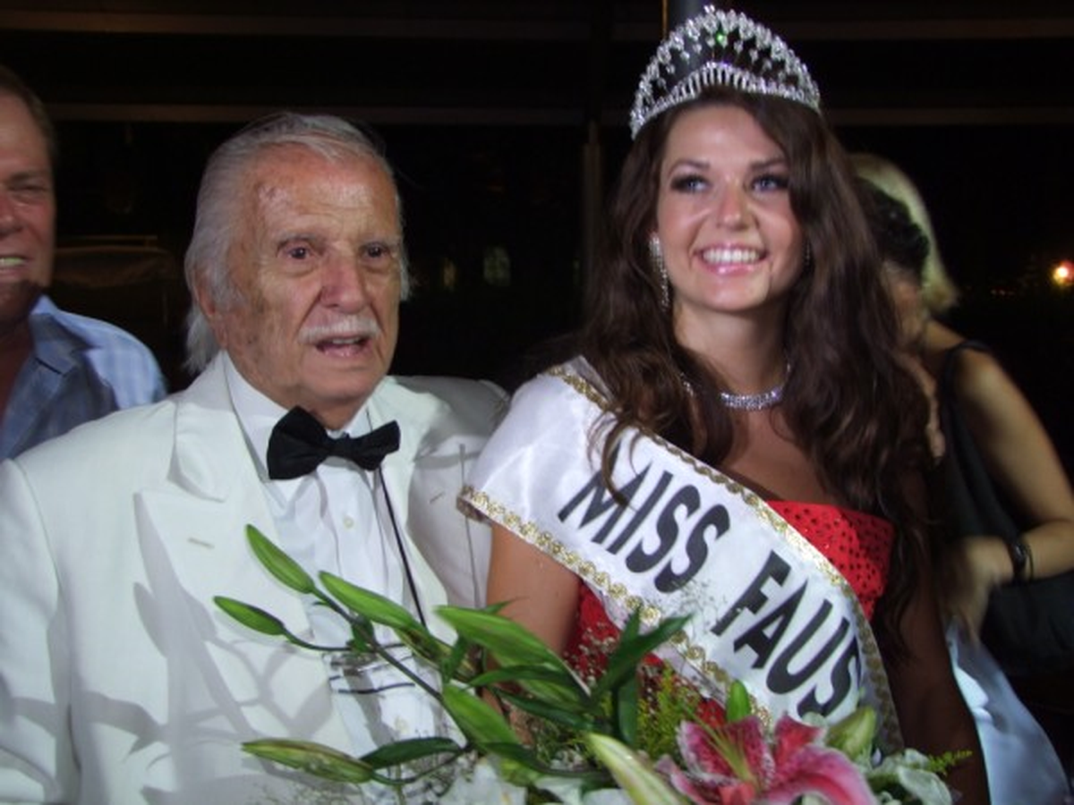 Organizatör Süha Özgermi Toprağa Verildi