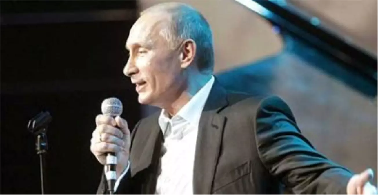 Putin, Ses Yarışmasında Şarkı Söyledi