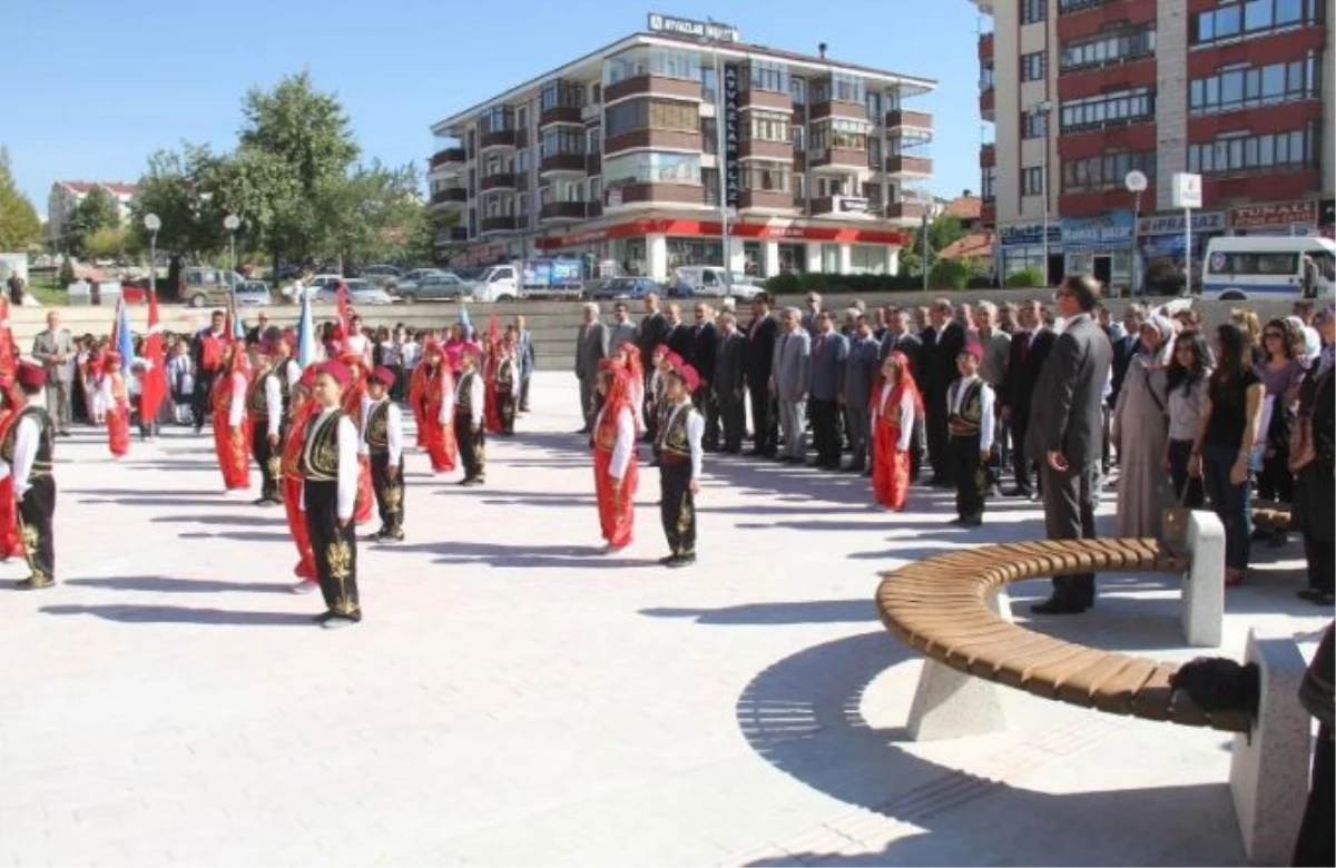 Safranbolu\'da Eğitim Öğretim Yılı Görkemli Törenlerle Başladı
