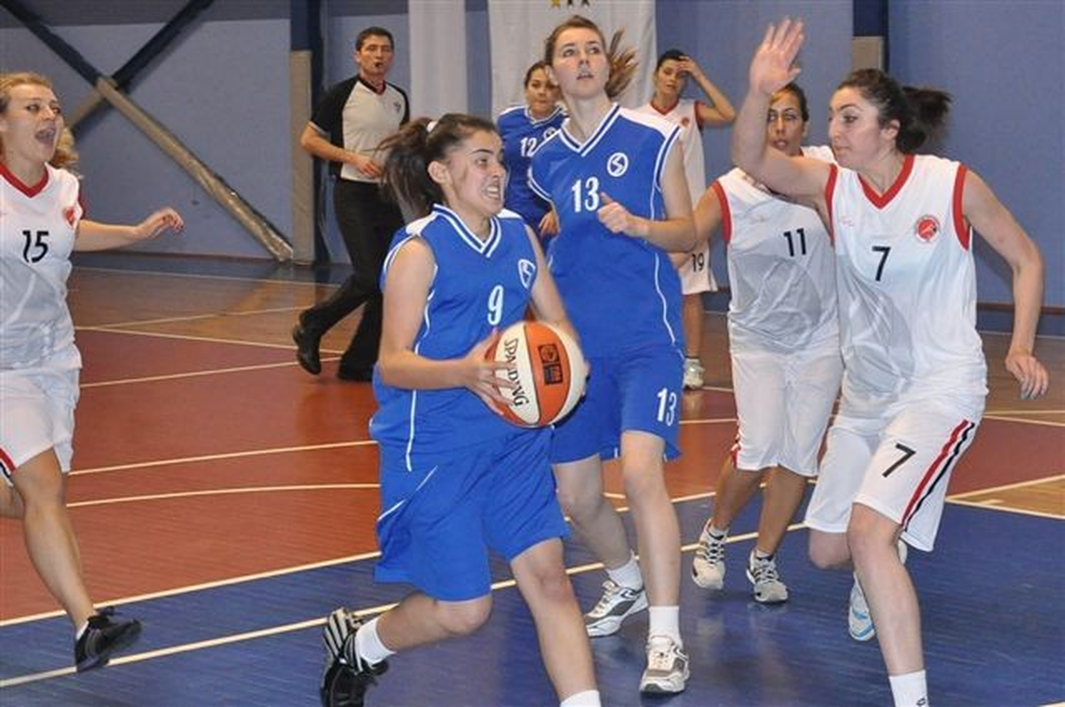 Saü Kadın Basketbol Takımı Transfer Çalışmalarına Hız Verdi