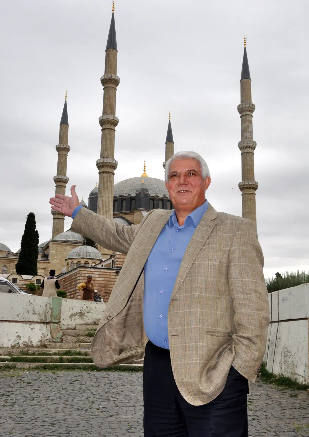 Selimiye Camii Meydanı Kazılıyor