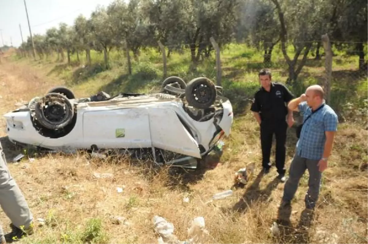 Taklalar Atıp Ters Dönen Otomobilden Burnu Bile Kanamadan Çıktı