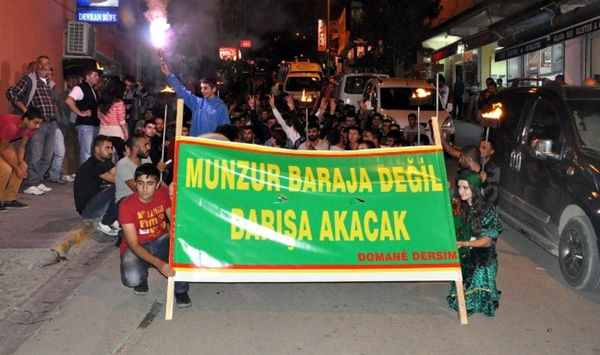 Tunceli\'de Baraj, Birahane ve Yozlaşma Protestosu