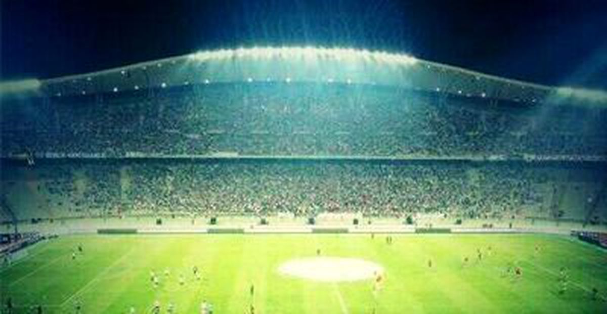 Beşiktaşlı Futbolcular, Taraftarları Maça Çağırdı