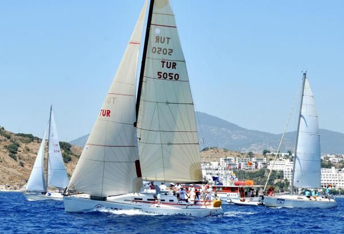 Bodrum Red Famous Cup Yelken Yarışları Başladı