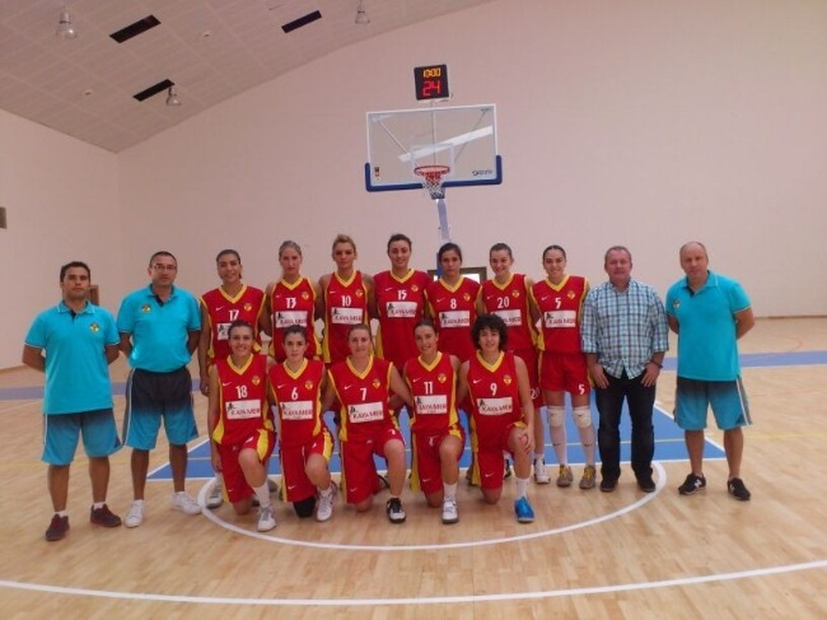 Edirnespor Kadın Basketbol Takımı Turnuvada İlk Maçını Oynadı