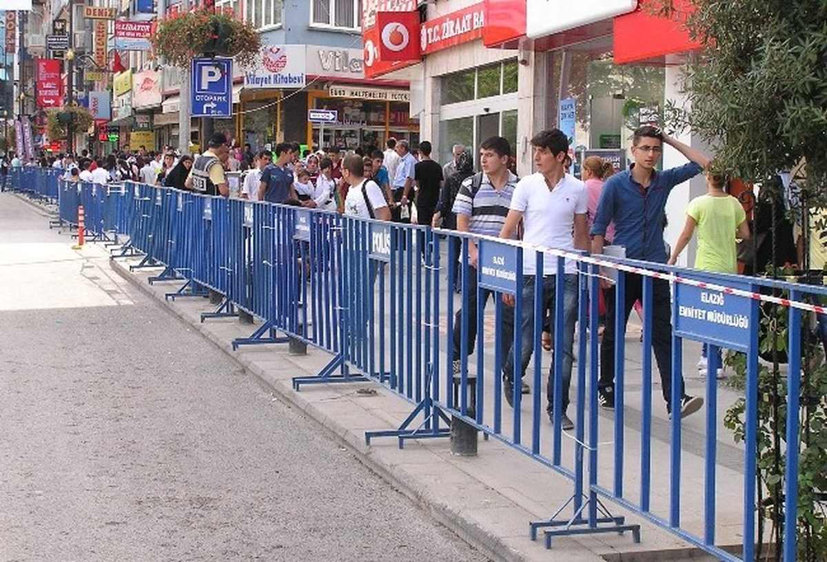 Erdoğan\'ın Ziyareti Nedeniyle Civar İllerden Polis Takviyesi Yapıldı