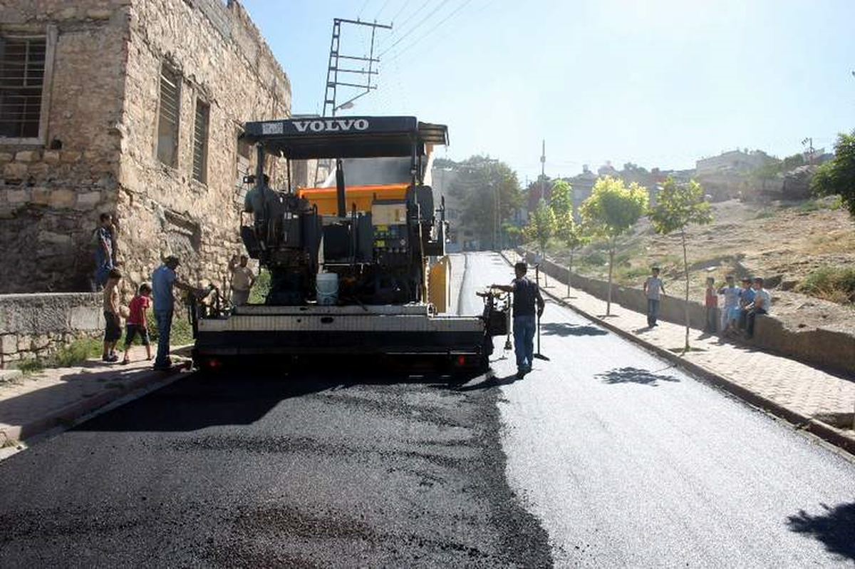 Eruh Caddesinde Asfalt Çalışması Tamamlandı