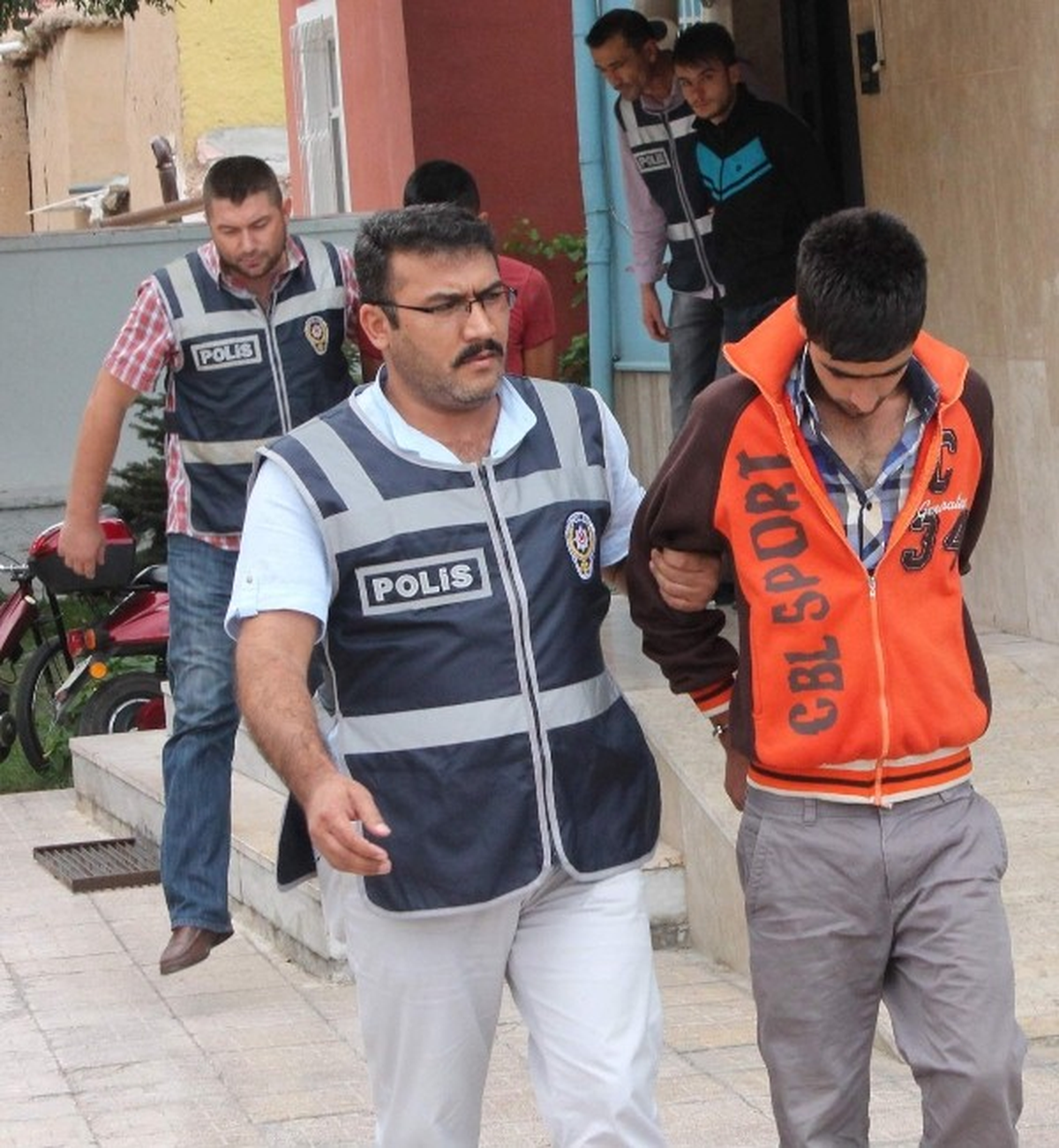 Gasp İddiasıyla Tutuklandılar