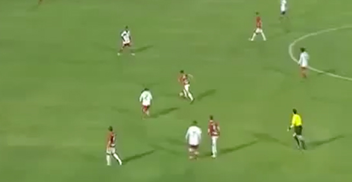Portuguesa'lı Gilberto 40 Metreden Gol Attı