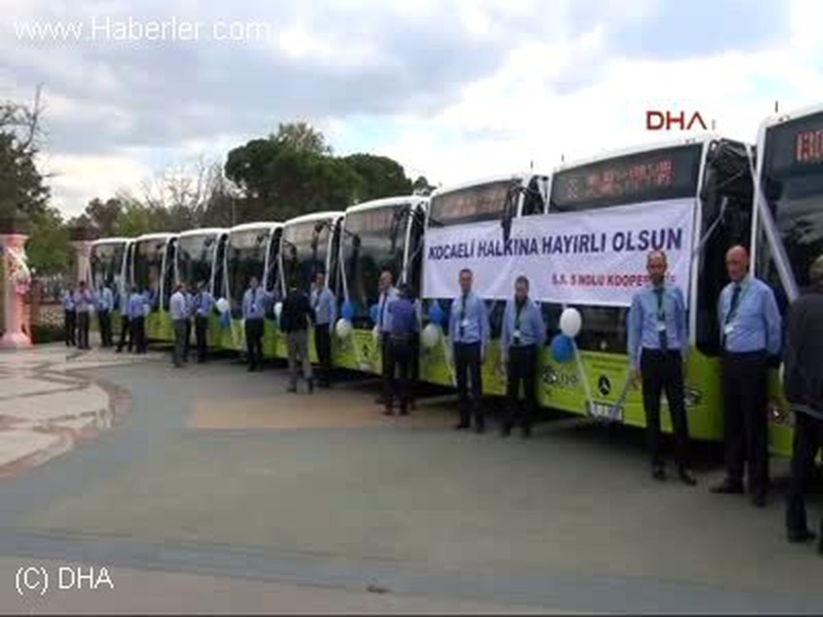 İzmit\'te Doğalgazlı 12 Metrelik Halk Otobüsleri Sefere Başladı