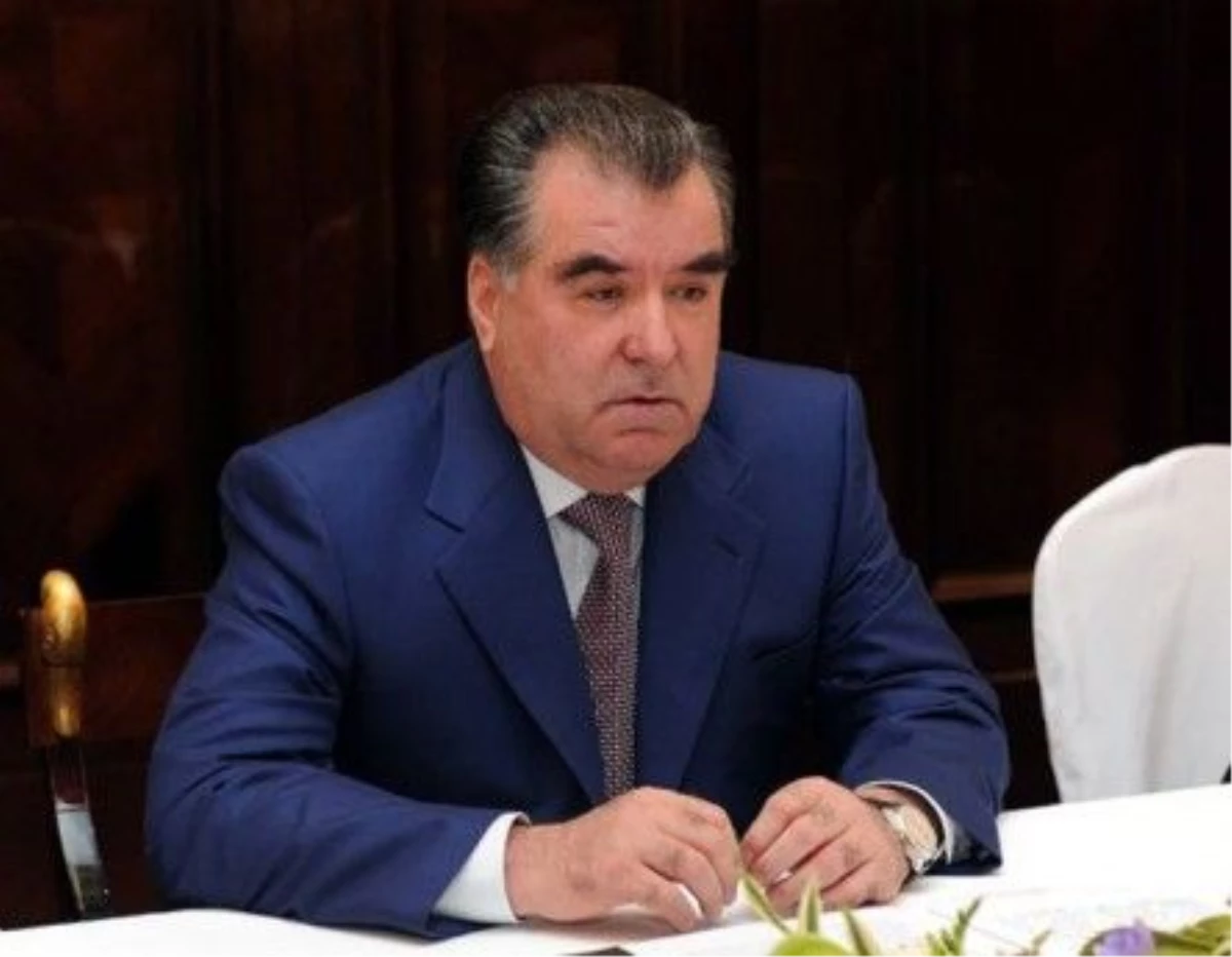 Tacikistan\'da Cumhurbaşkanlığı Seçimine Doğru