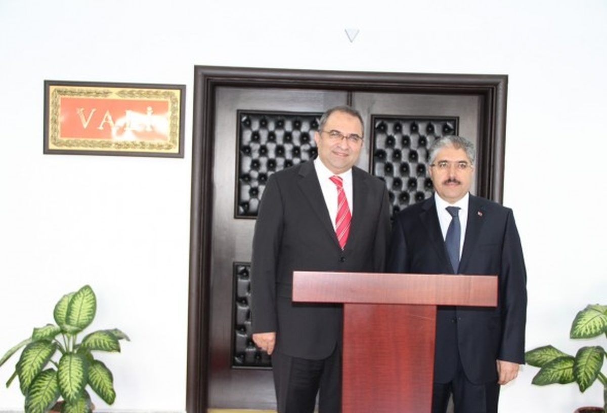 Zonguldak Valisi Ali Kaban Vali Çınar\'ı Ziyaret Etti