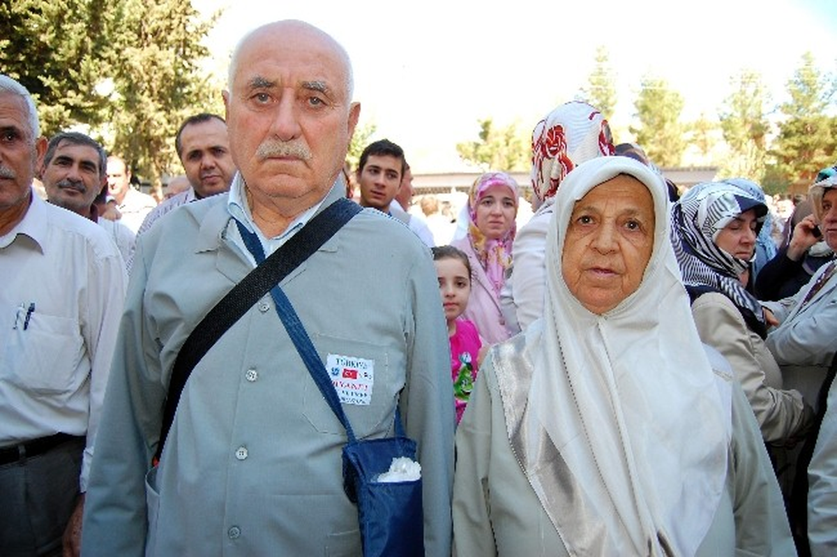 Adıyaman\'dan İlk Hacı Adayları Uğurlandı