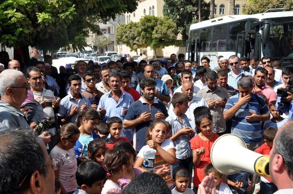 Akçakale Hacılarını Uğurladı