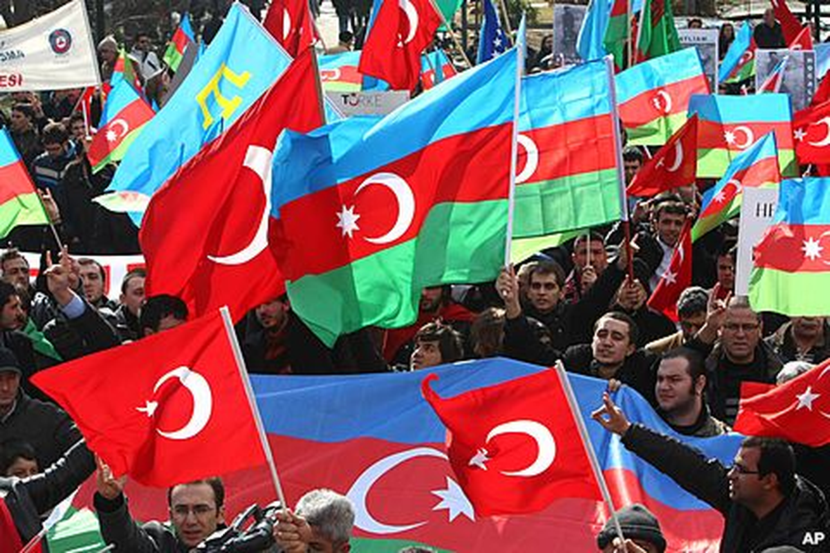 Azerbaycan\'da Cumhurbaşkanı Seçimine Doğru