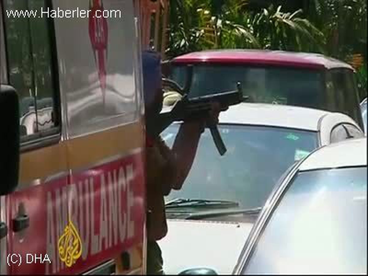 Kenya\'da Alışveriş Merkezinde Silahlı Saldırı 39 Ölü