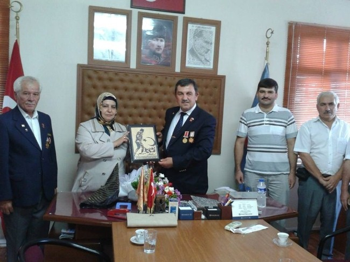 Kırkağaç AK Parti\'den Gazilere Ziyaret