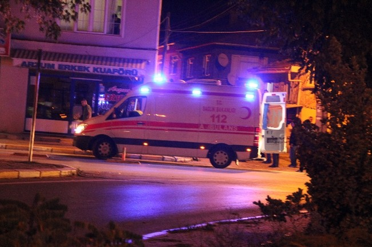 Sakarya\'da İki Ailenin Kavgası Güçlükle Yatıştırıldı