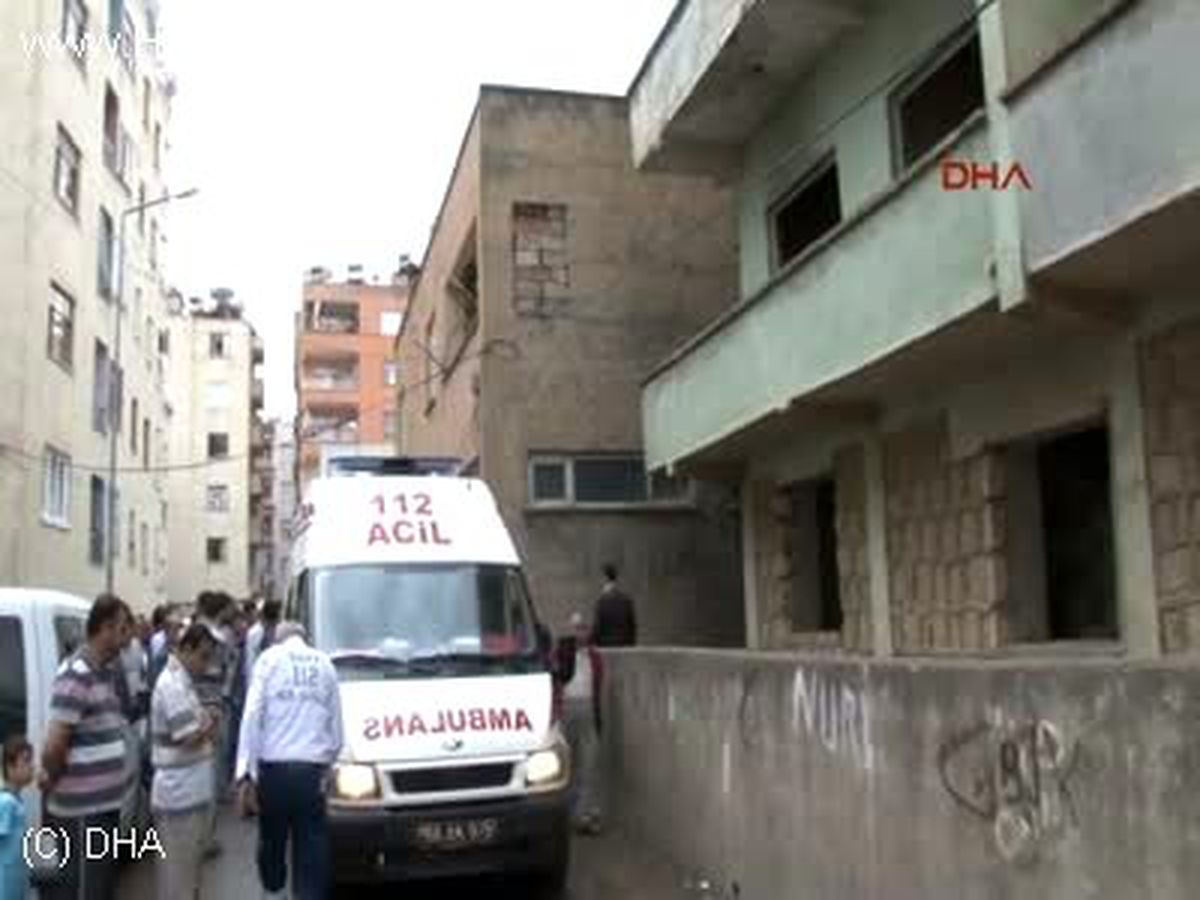 Siirt\'te Metruk Evde 13 Yaşındaki Bir Çocuğun Cesedi Bulundu