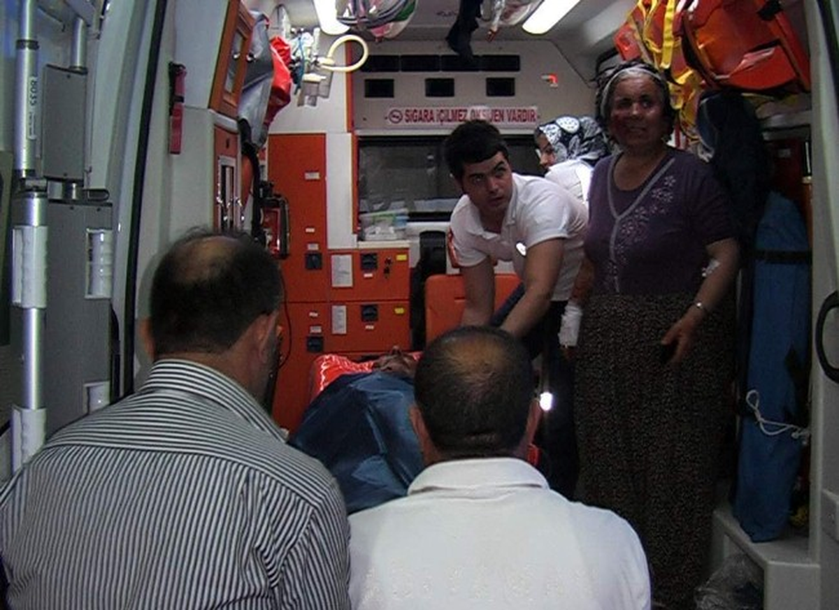 Şizofreni Hastası Dehşet Saçtı: 2 Yaralı